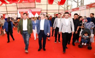 MEHMET ÇAKIN: UŞAK MODA FEST ATA PARKTA BU GÜN BAŞLADI